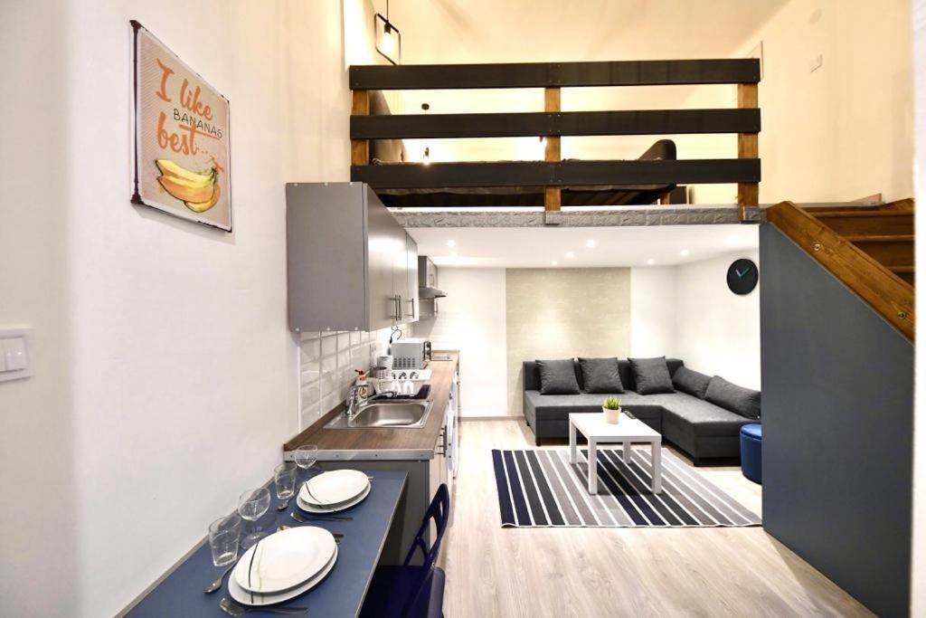 Ferienwohnung Cosy Flat In Kiraly Str, King Budapest Exterior foto